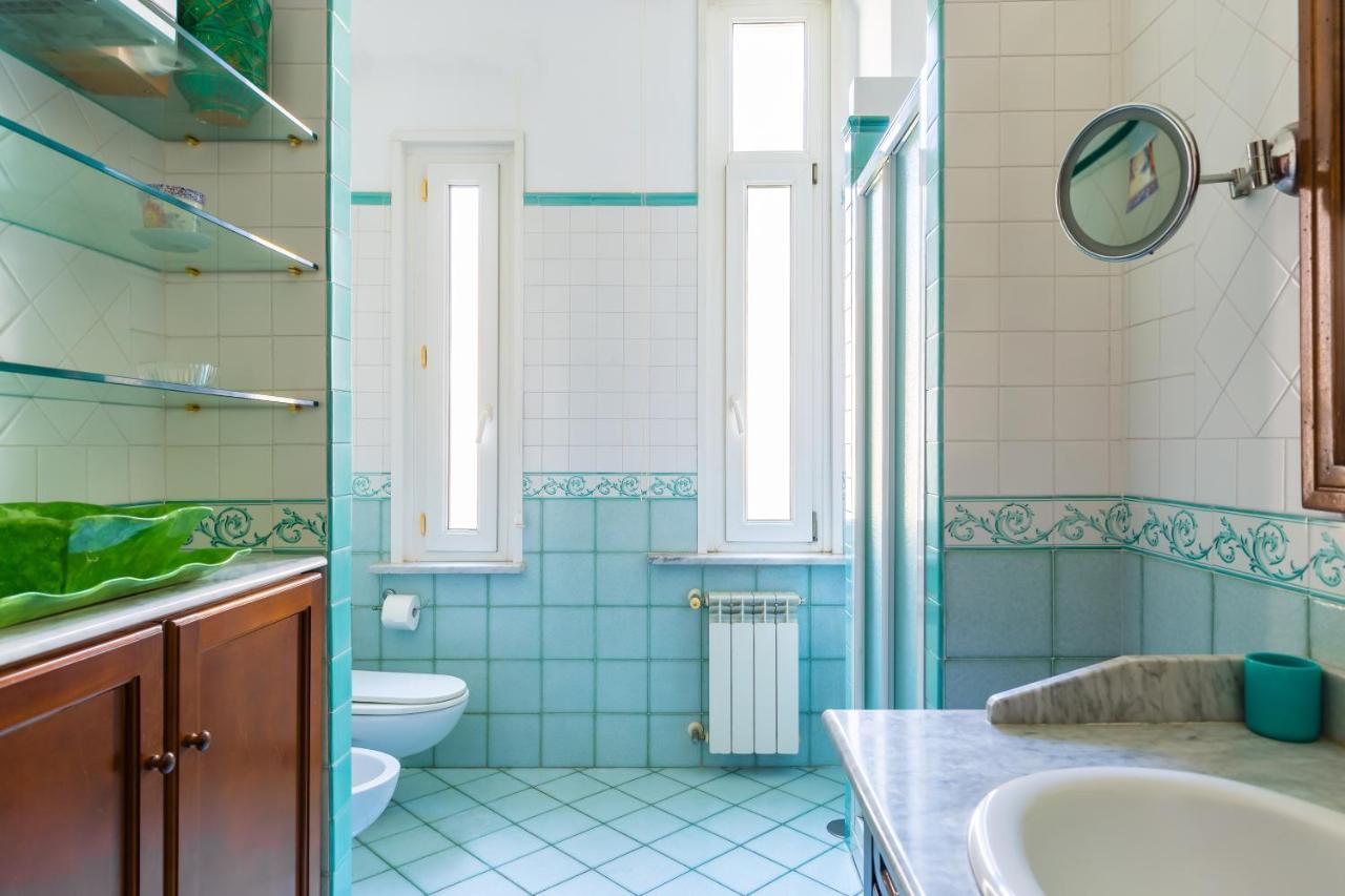 Grand Classic Apartment At San Martino By Napoliapartments Kültér fotó