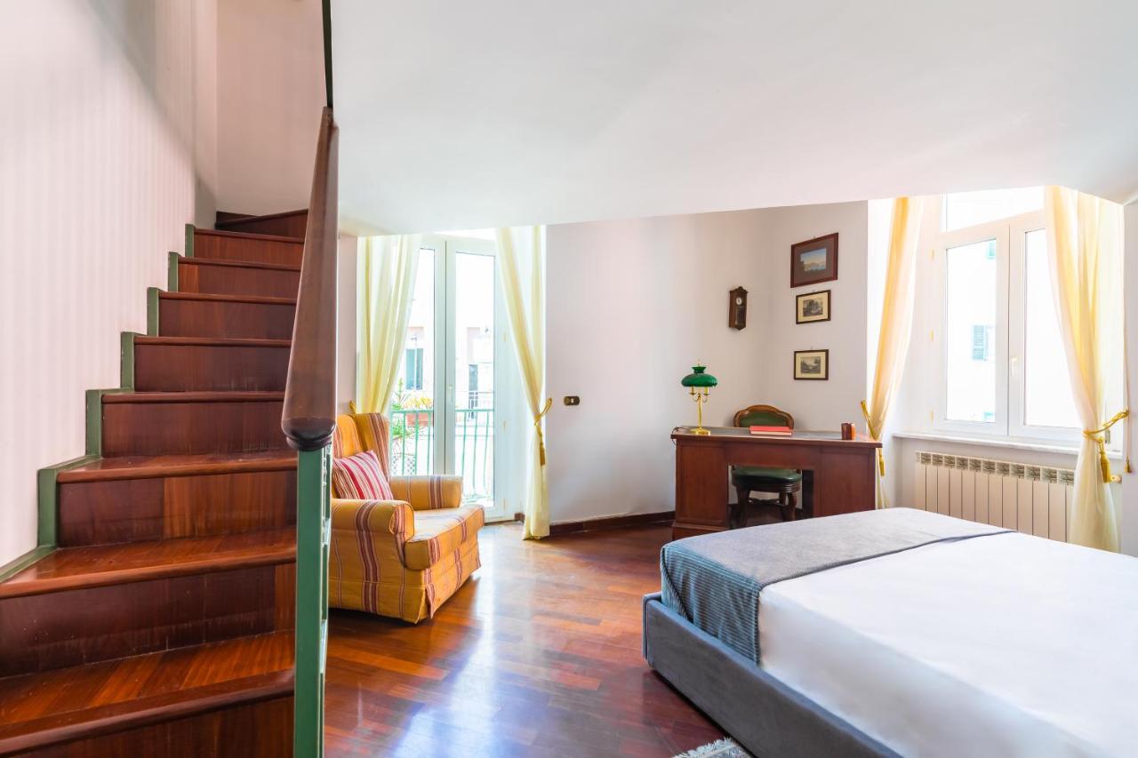 Grand Classic Apartment At San Martino By Napoliapartments Kültér fotó