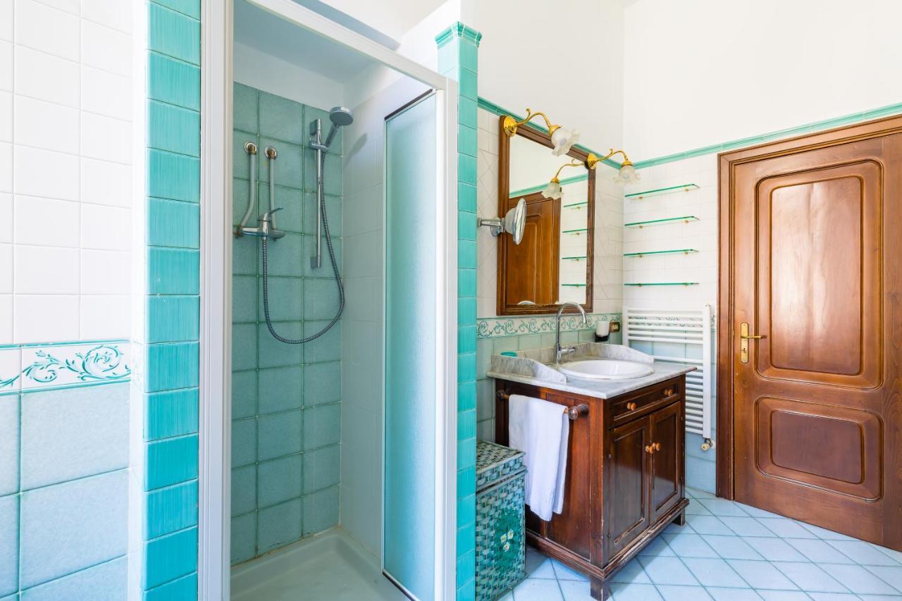 Grand Classic Apartment At San Martino By Napoliapartments Kültér fotó
