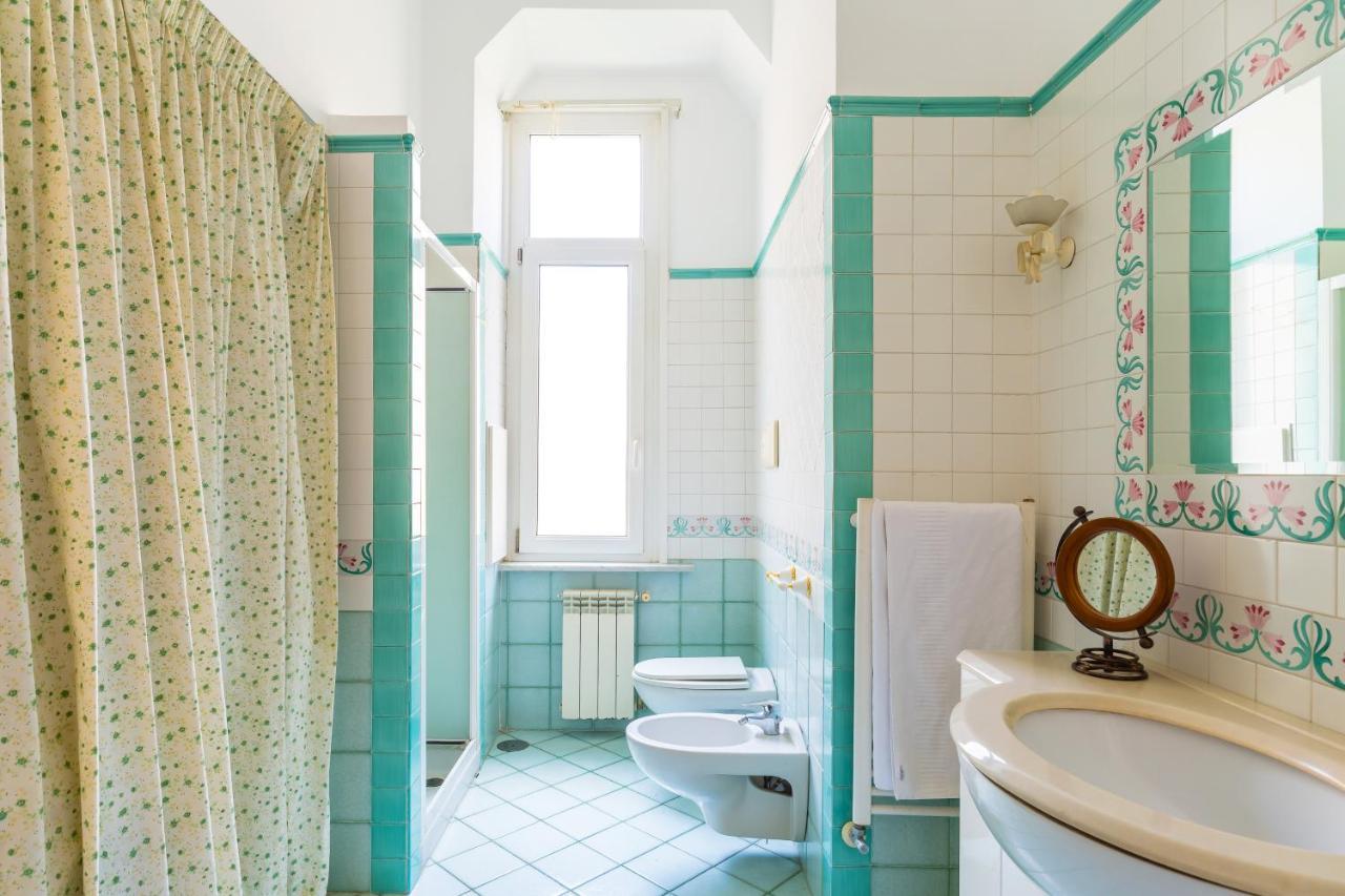 Grand Classic Apartment At San Martino By Napoliapartments Kültér fotó